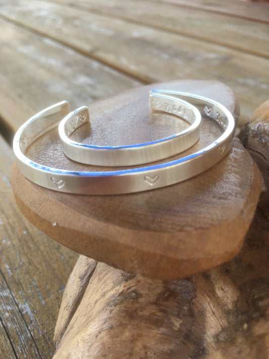 Mum and baby 2 x matching Personalised Sterling silver bangles choice of text and pattern, fully hallmarked & handmade uk