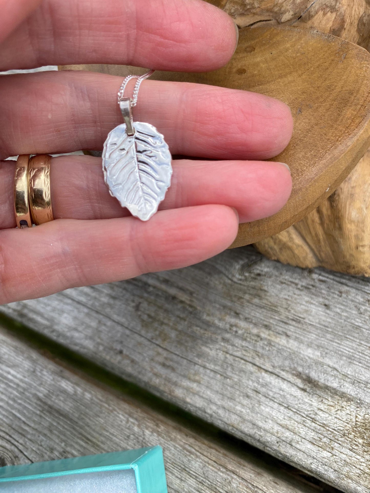 fine silver leaf with 18” solid sterling silver curb necklace
